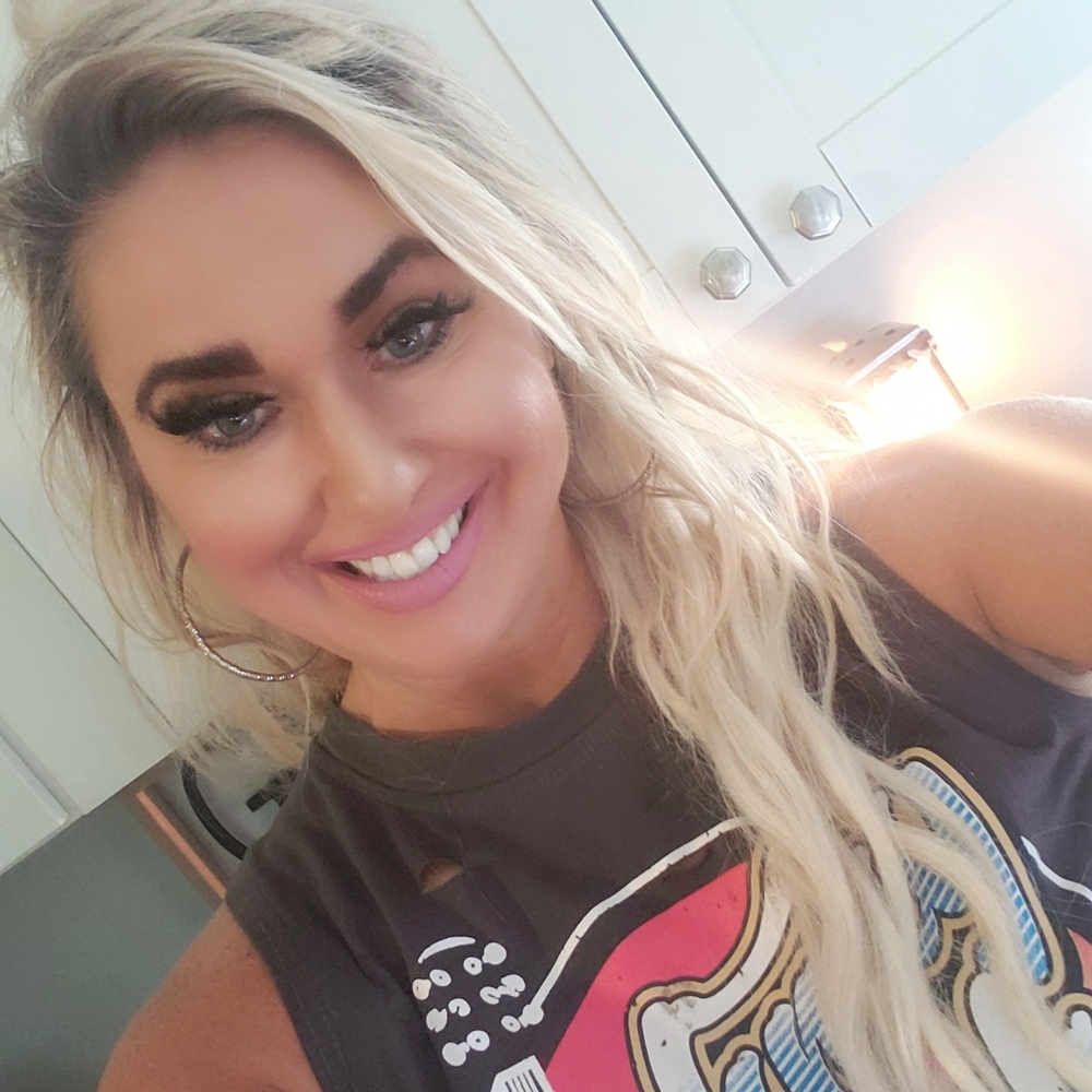 Meet your Posher, Tiffany